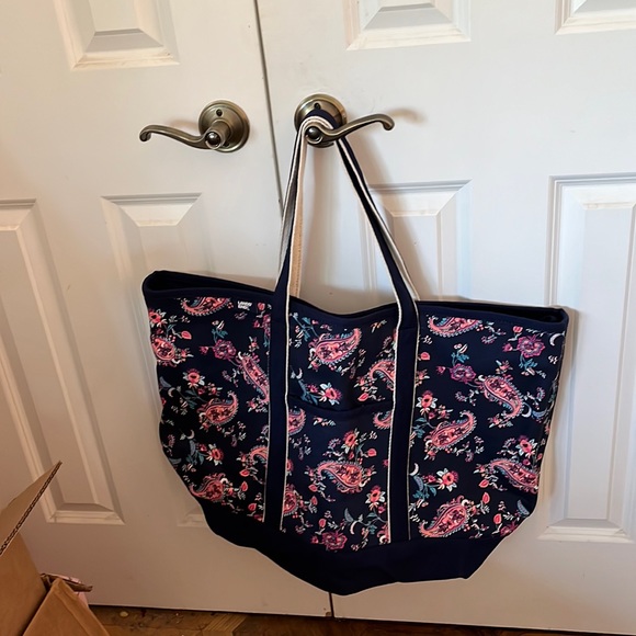 Lands' End Handbags - Lands’ End X-Large, Zip-Top Dark Navy Paisley Floral Canvas Tote